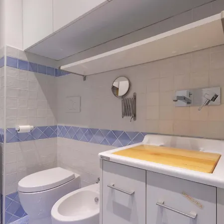 Πανσιόν Domus Alberico 4*