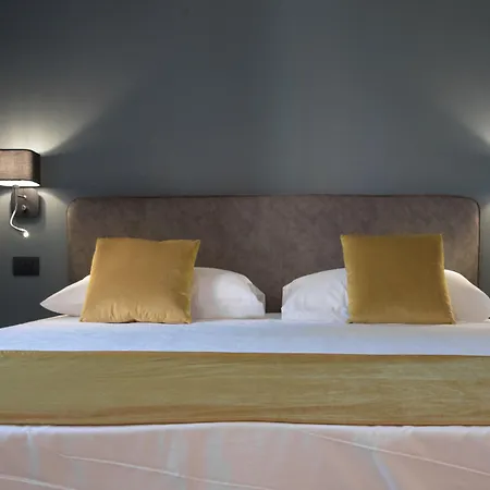 Domus Alberico 4*