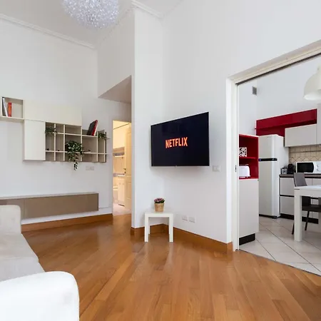Guest house Domus Alberico 2*